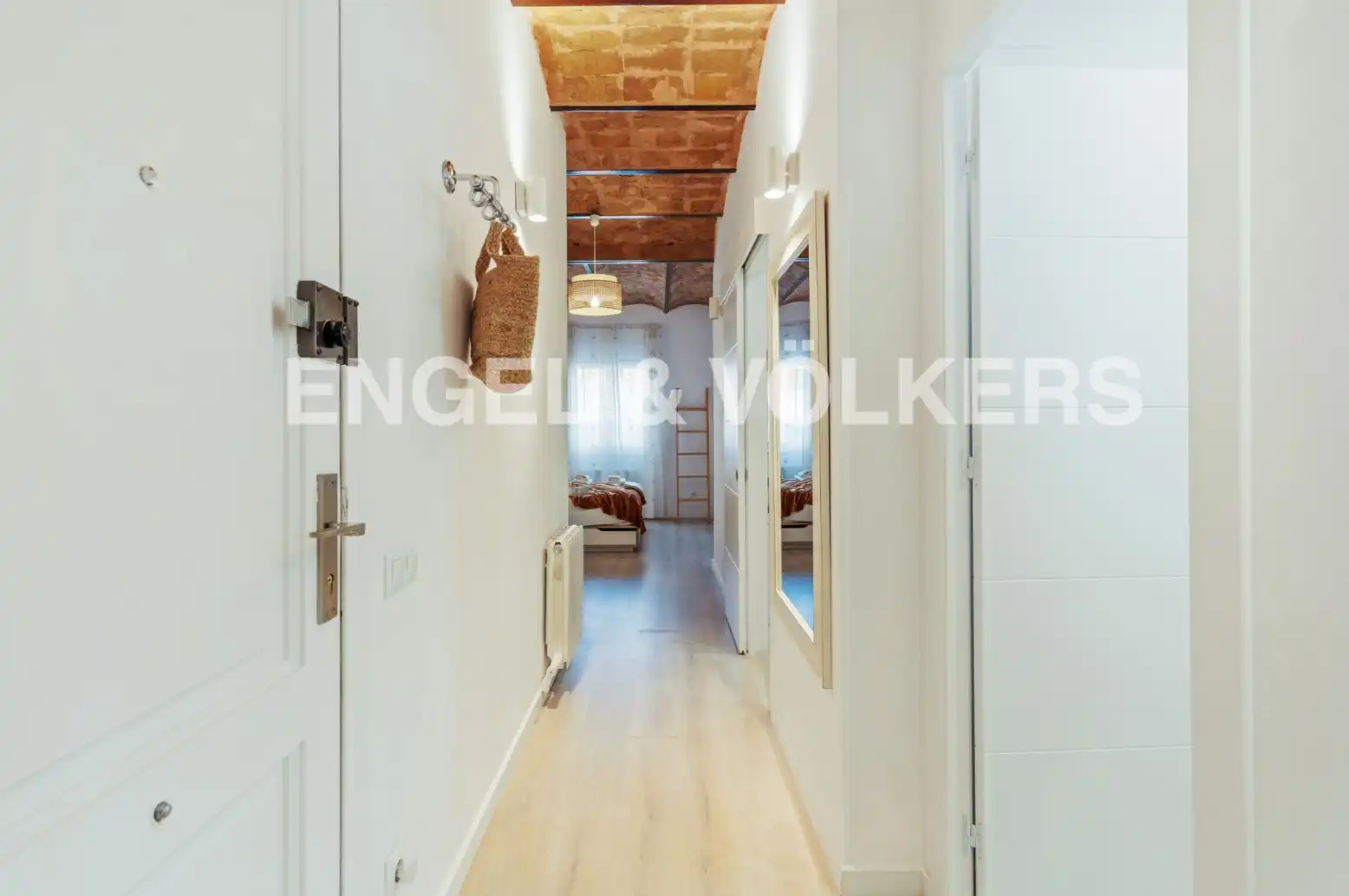 Flat for rent in Barcelona  with Air Conditioner, Heating and Parquet flooring