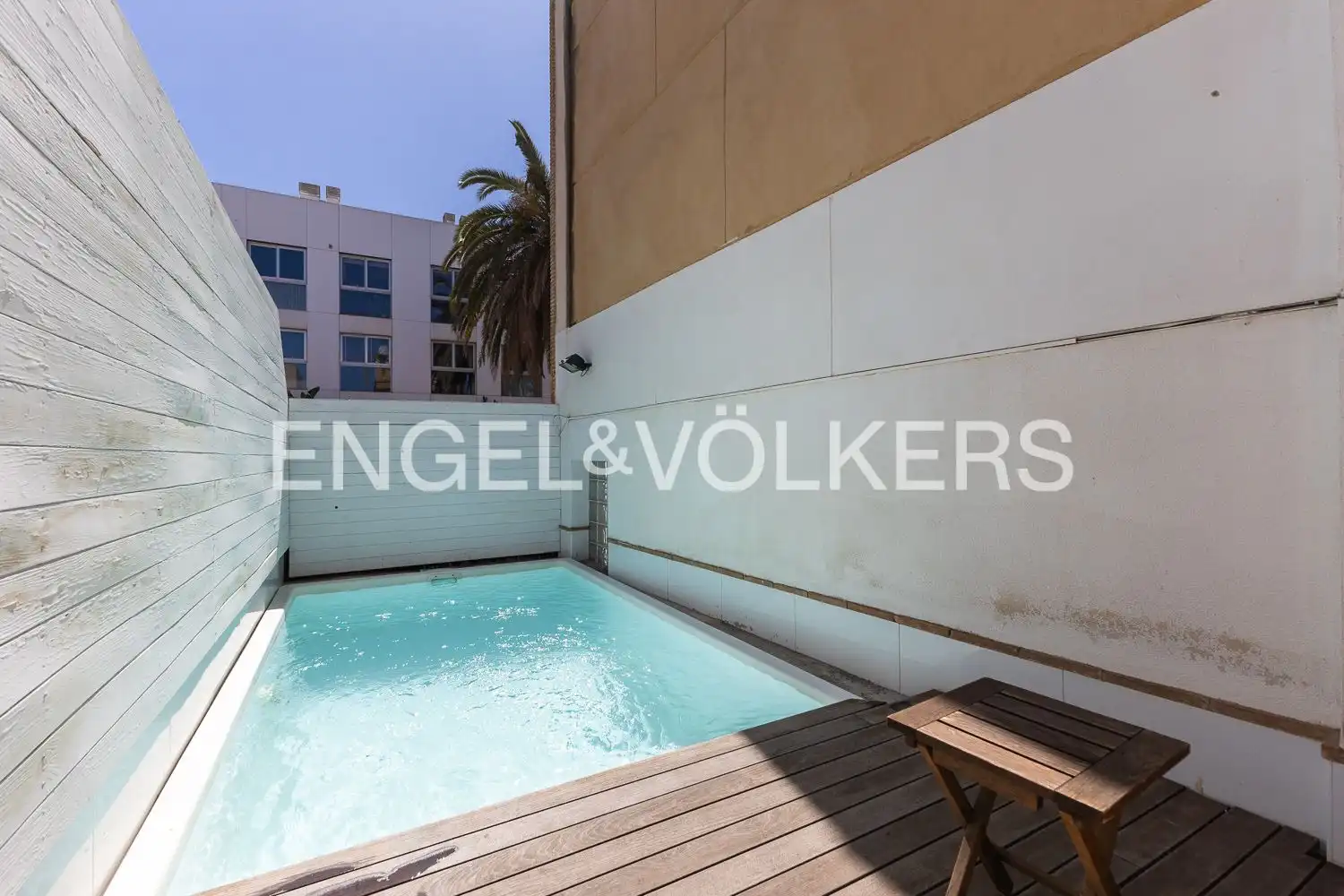 Piscina de Piso en venta en Valencia con Aire acondicionado, Calefacción y Jardín privado