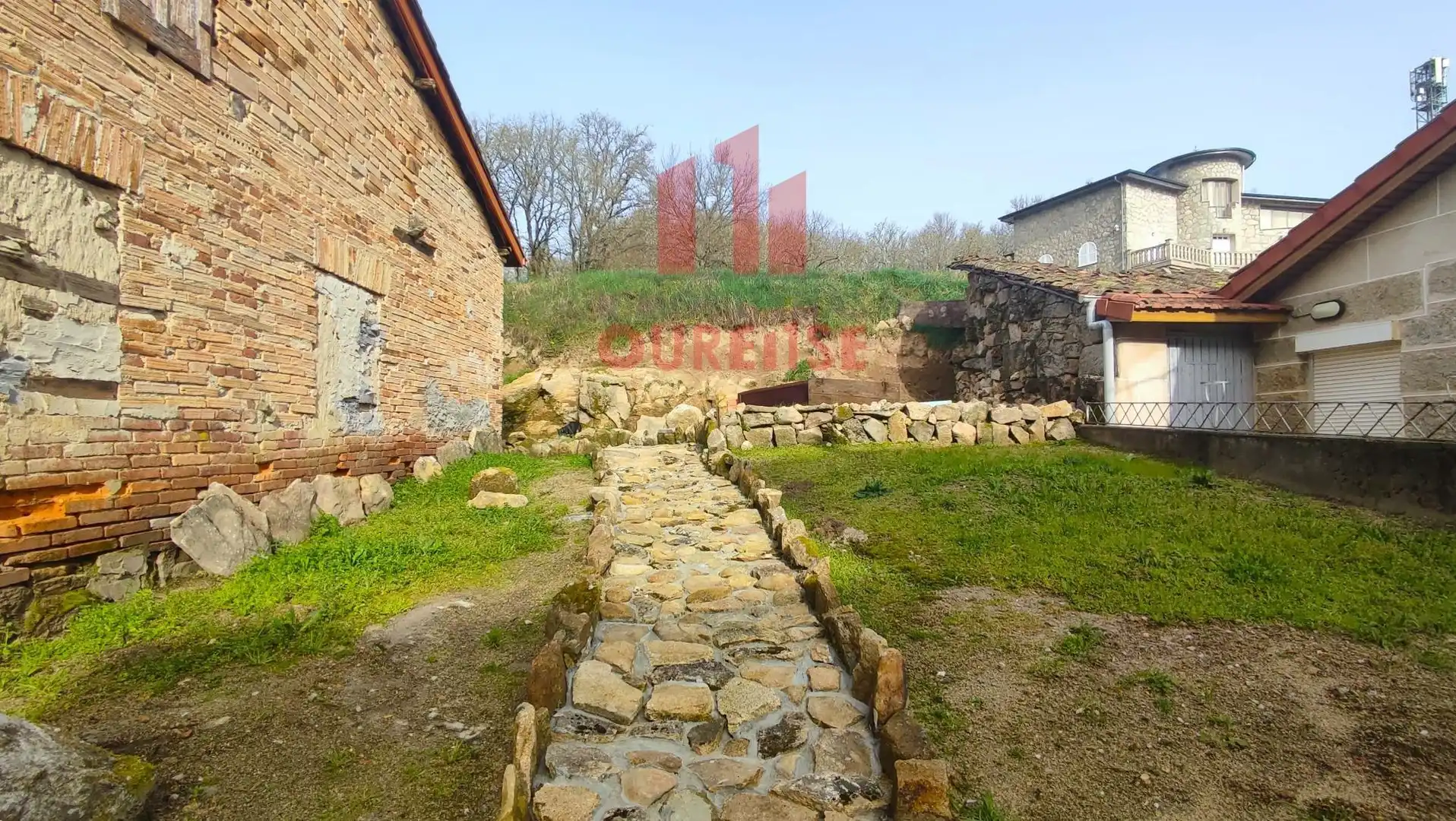 Casa o xalet en venda en Baños de Molgas amb Calefacció, Jardí privat i Moblat