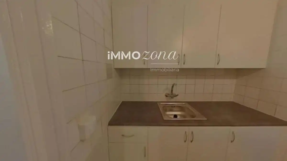 Cocina de Apartamento en venta en Santa Eugènia