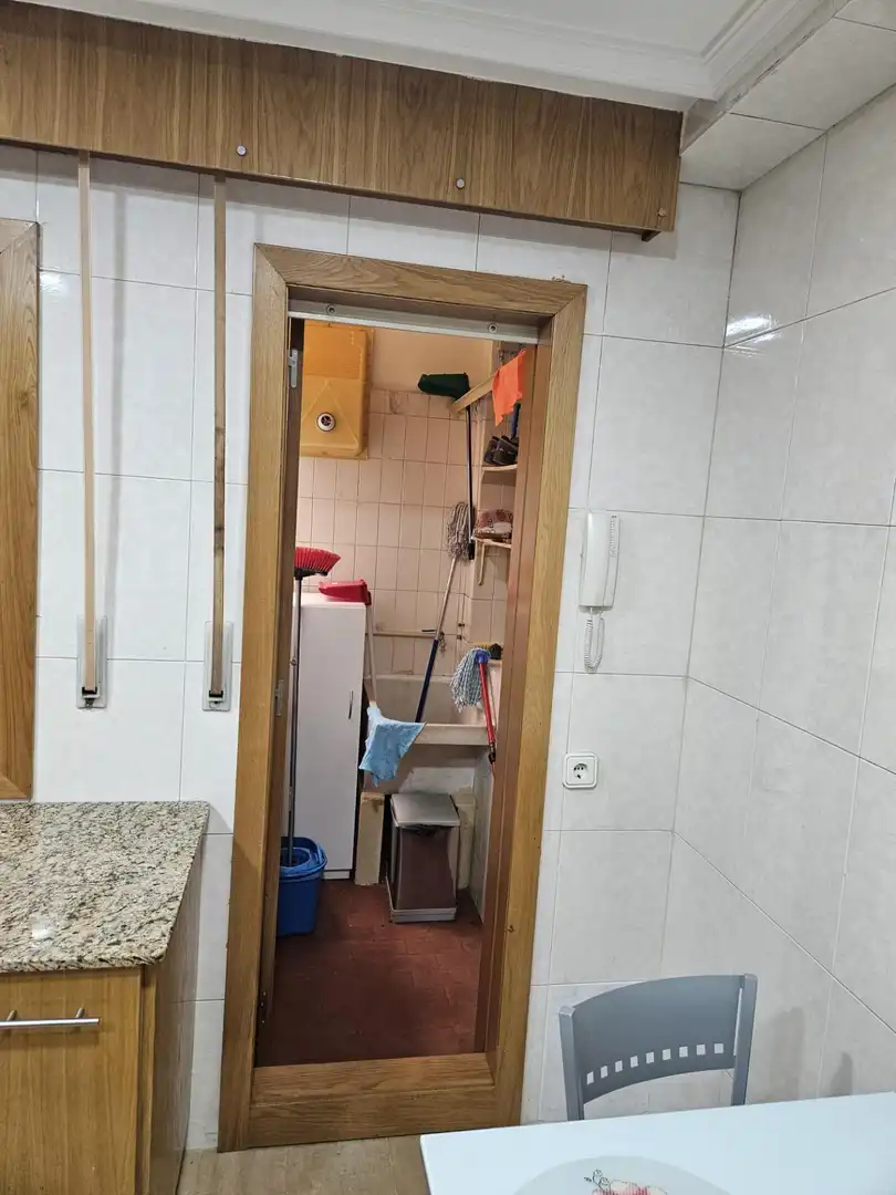 Cuina de Pis en venda en Vilagarcía de Arousa amb Calefacció, Terrassa i Balcó