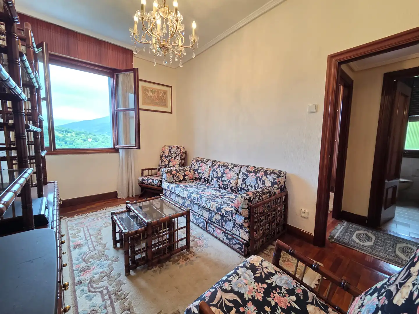 Living room of Flat for sale in Bilbao   with Furnished