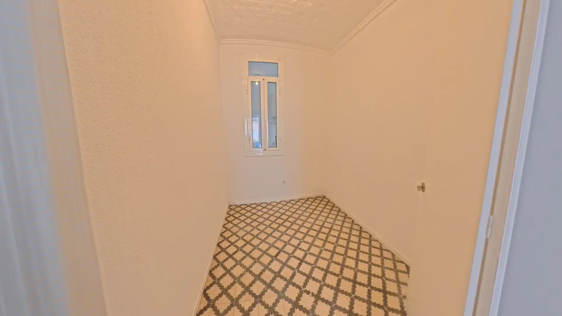 Wohnung zur Miete in Carrer Berenguer de Marquina, Mercado
