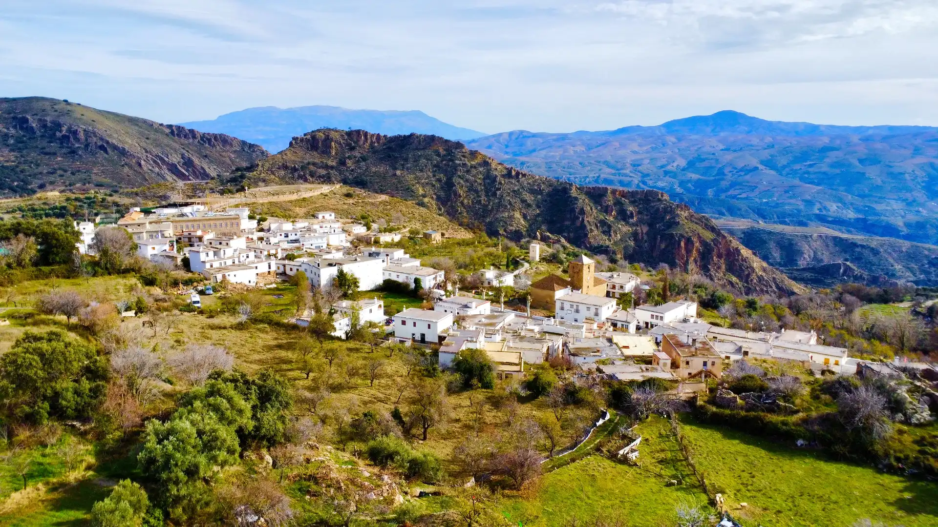 Exterior view of Buildings for sale in Juviles  with Alarm