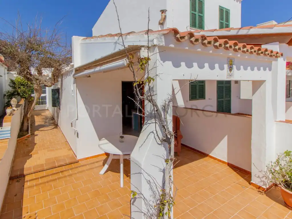 Außenansicht von Wohnungen zum Verkauf in Sant Lluís