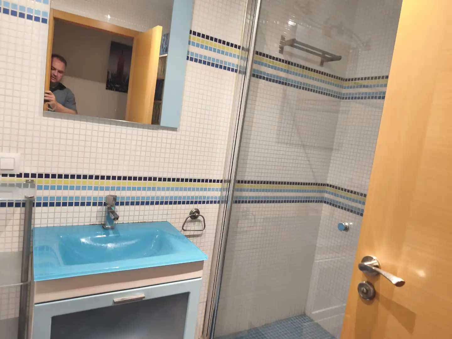 Bathroom of Apartments for sale in Andújar  with Air Conditioner, Heating and Parquet flooring