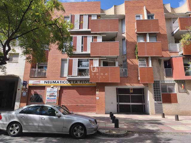 Local comercial en Venta en Calle Paseo Ing Sebastian Feringan en La Flota