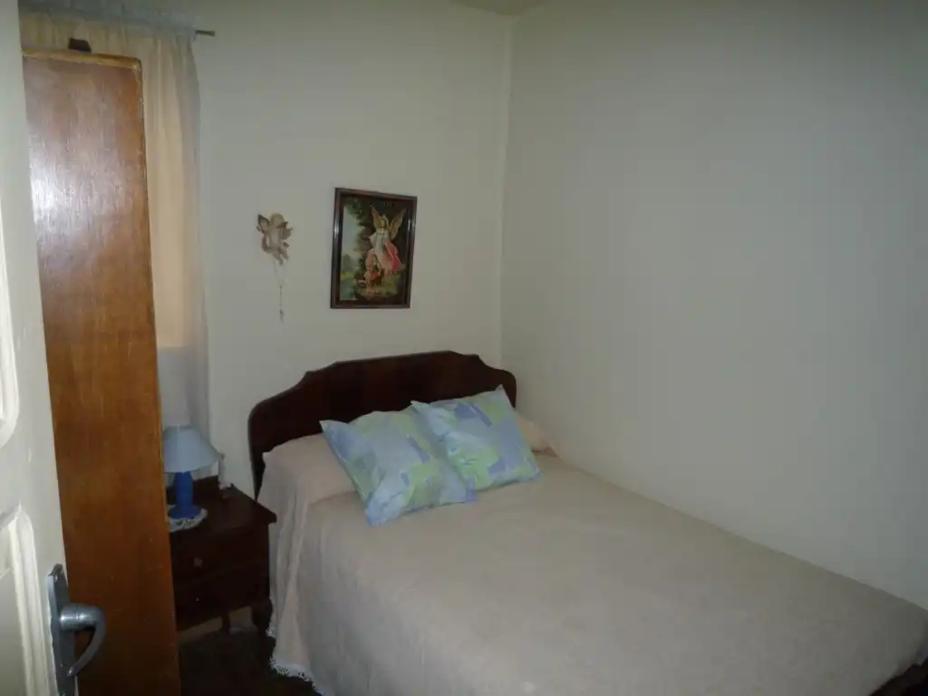 Dormitori de Casa o xalet en venda en Cacabelos