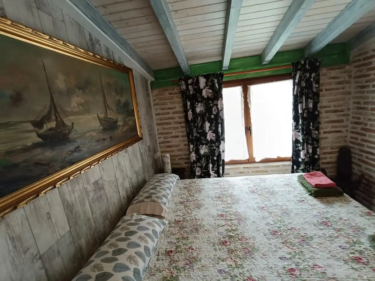 Dormitori de Casa adosada en venda en Llanes amb Calefacció, Jardí privat i Terrassa