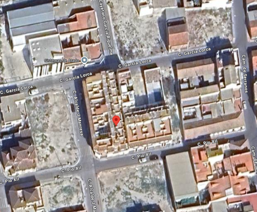 Vista exterior de Piso en venta en Cox