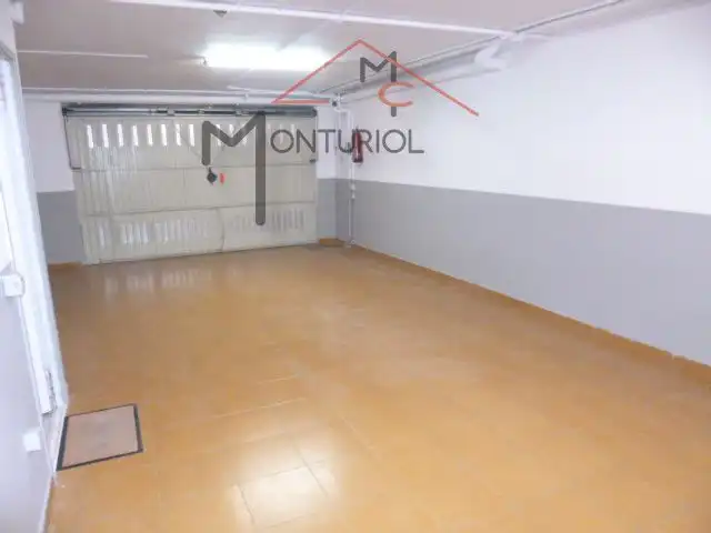 Casa adosada en venda en Sant Joan Despí amb Aire condicionat, Calefacció i Jardí privat
