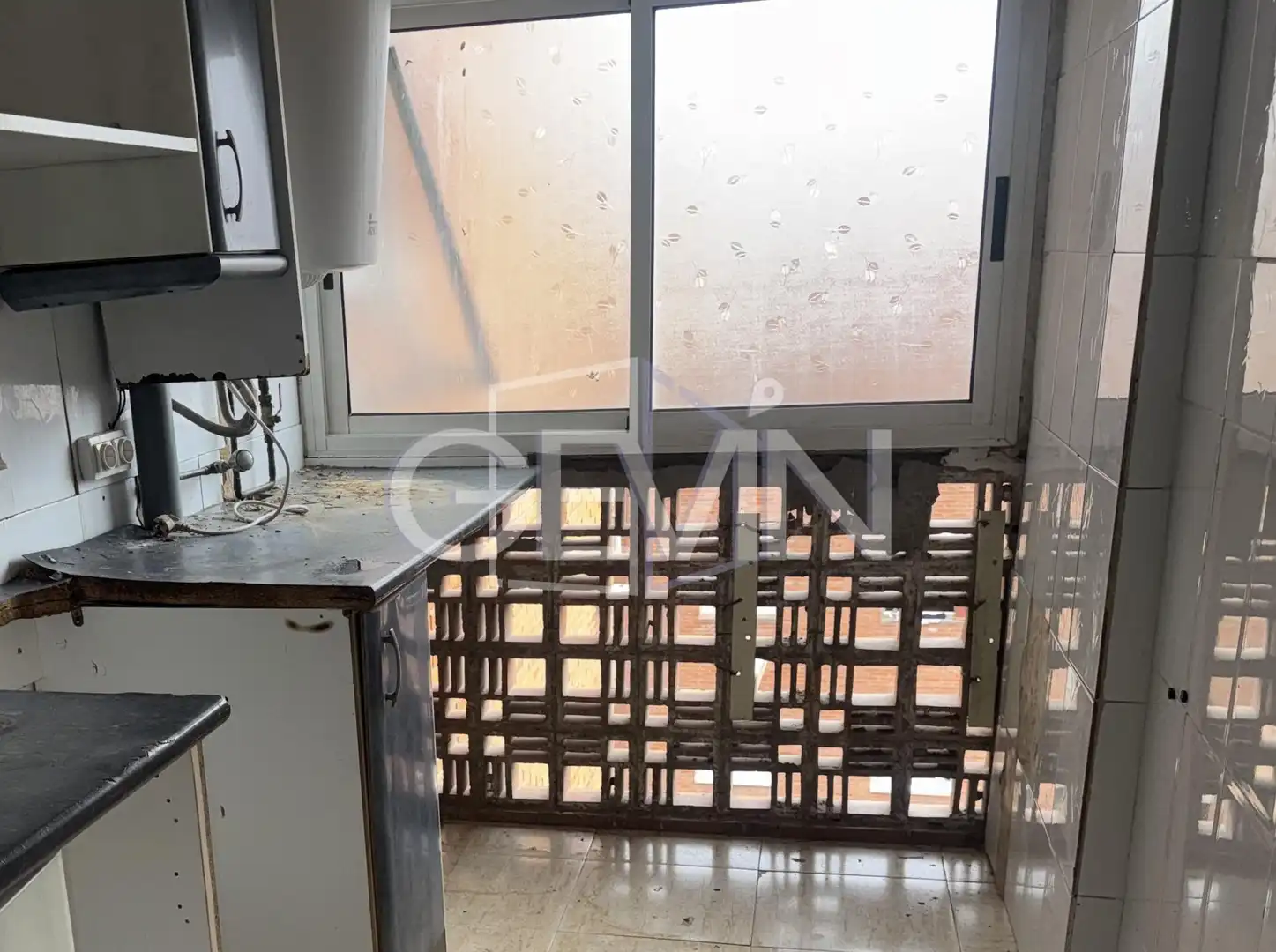 Kitchen of Flat for sale in Sabadell