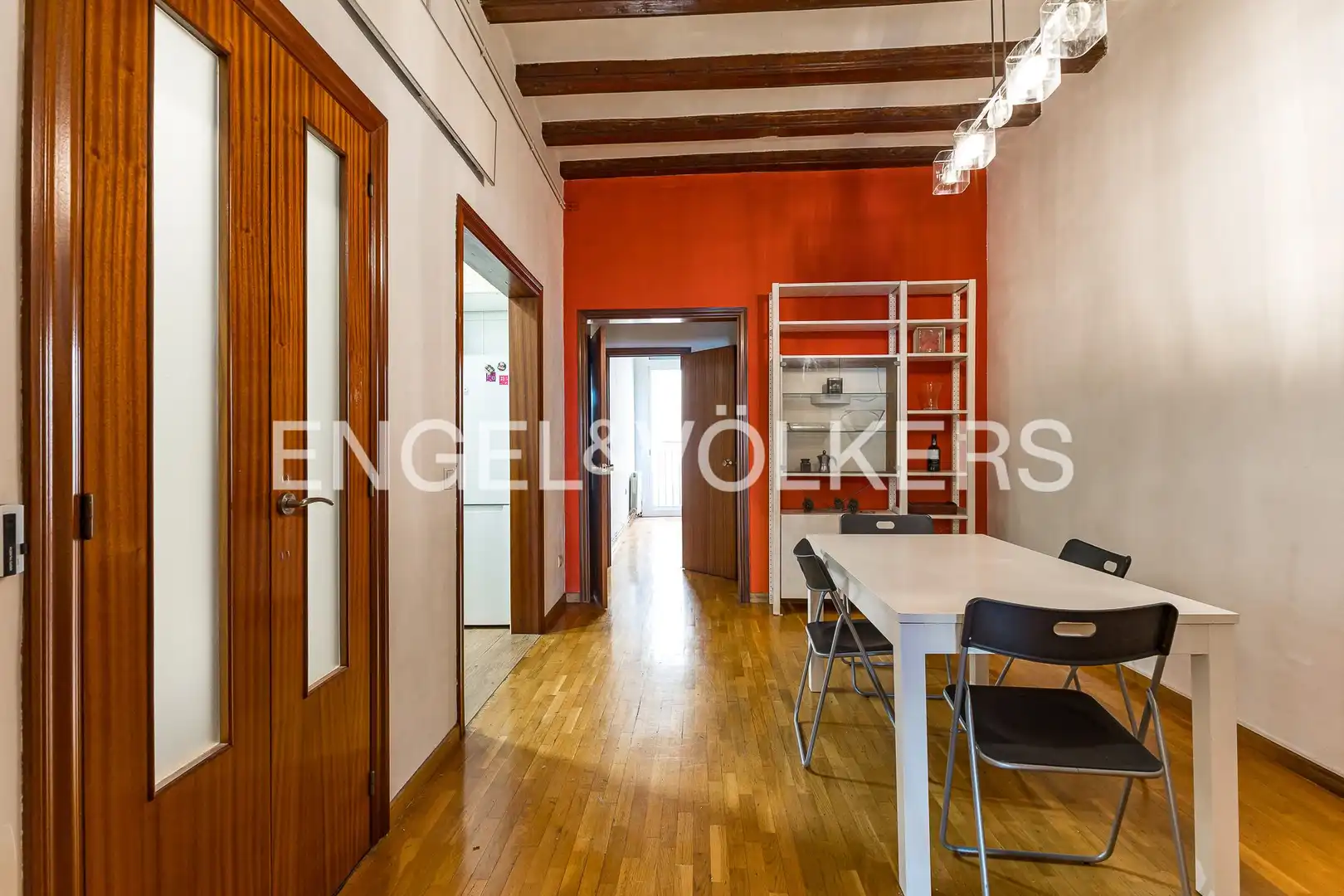 Piso en venta en Barcelona con Calefacción, Amueblado y Balcón