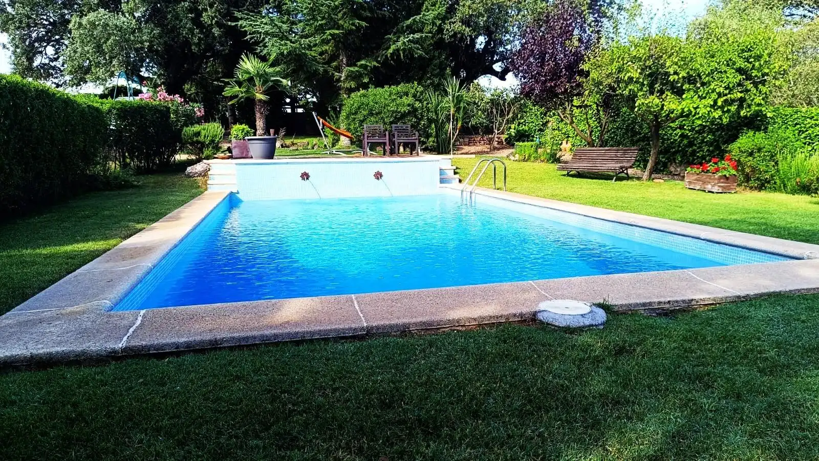 Piscina de Casa o xalet en venda en Palacios del Pan amb Calefacció, Jardí privat i Terrassa
