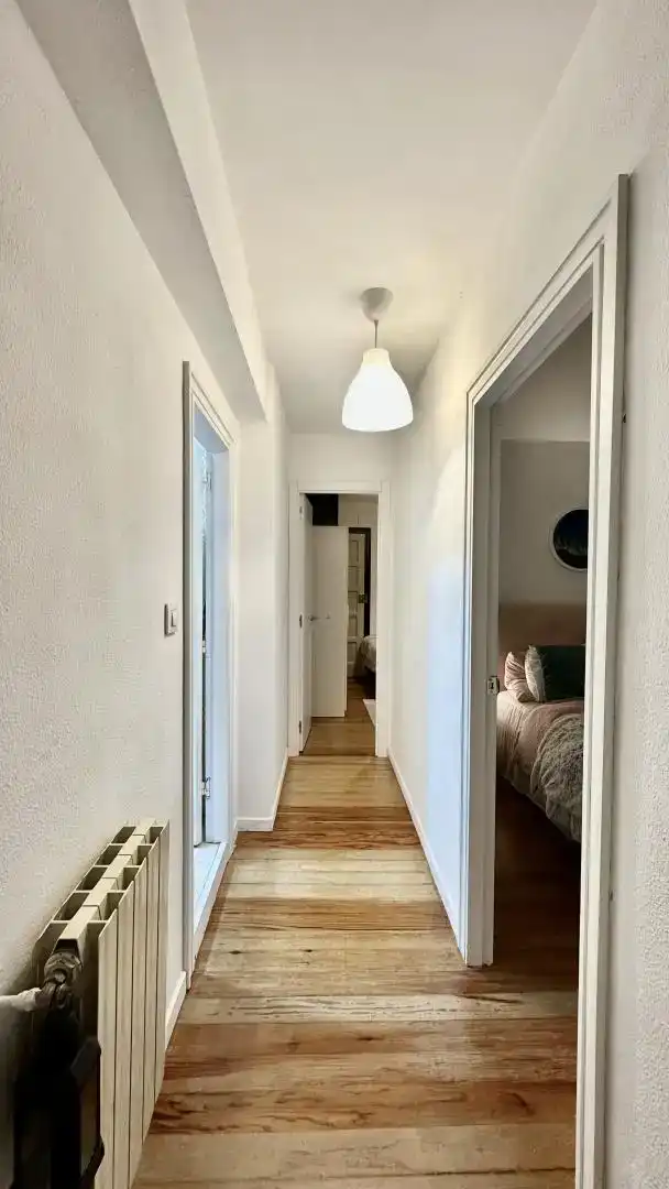 Piso en venta en San Martín del Rey Aurelio con Parquet y Amueblado
