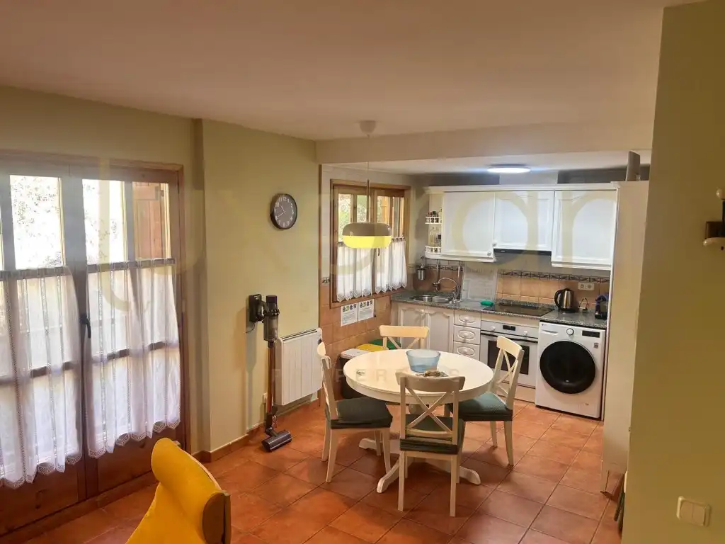 Cocina de Dúplex en venta en La Guingueta d'Àneu