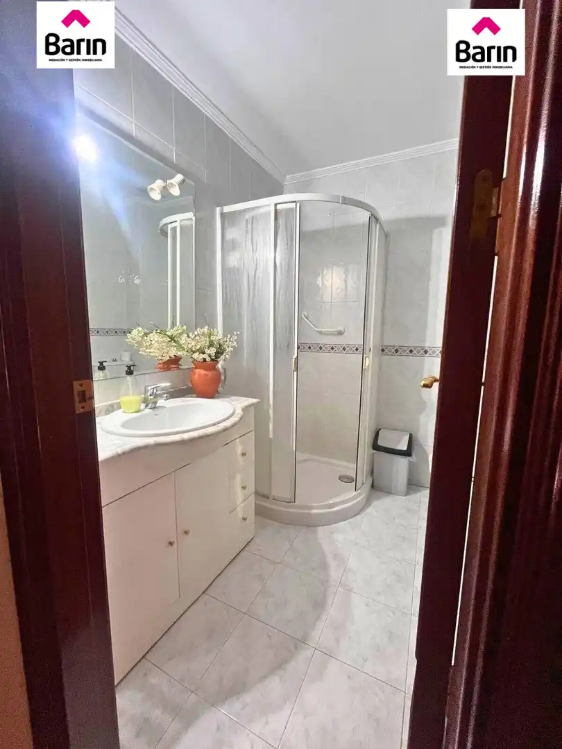 Bathroom of Houses for sale in Córdoba