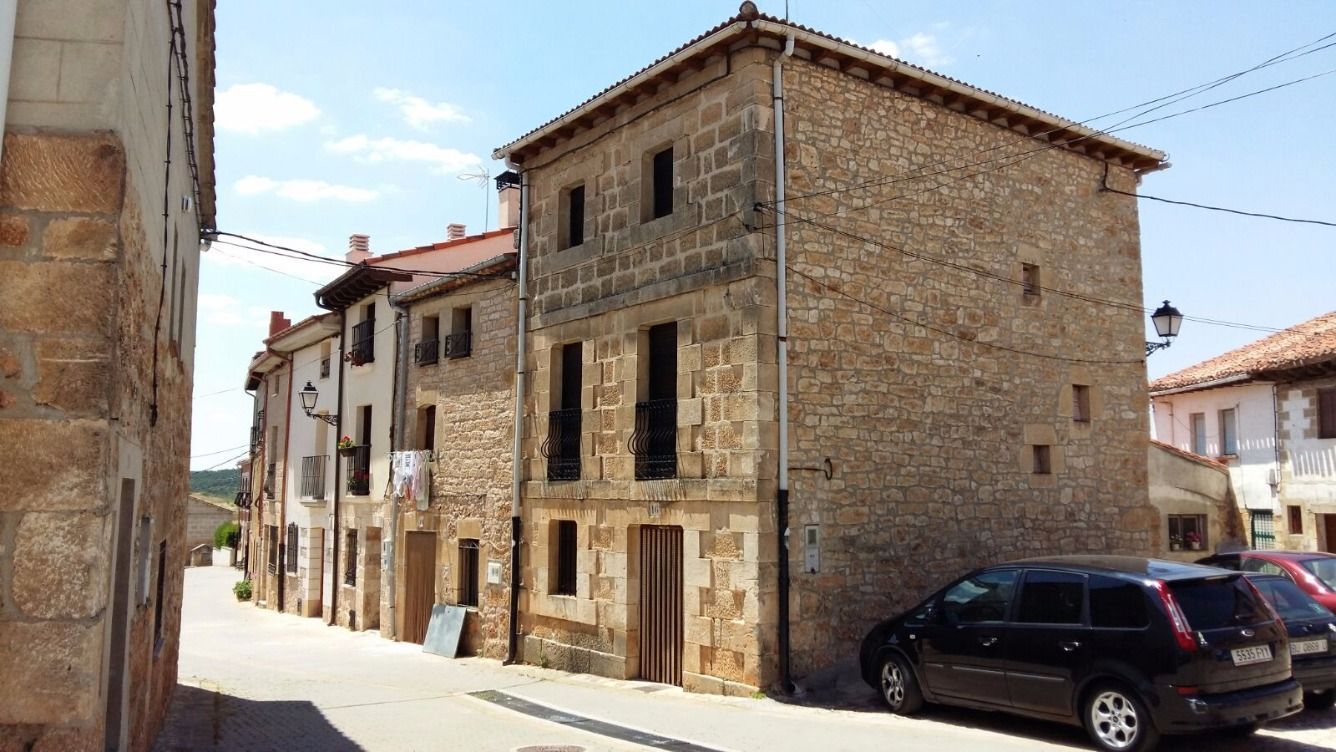 Exterior view of House or chalet for sale in Mecerreyes