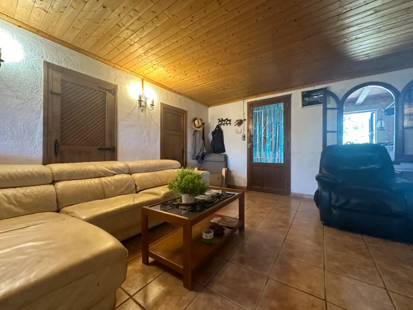 Sala d'estar de Finca rústica en venda en Aldover amb Calefacció, Jardí privat i Terrassa
