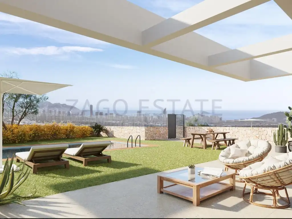 Detached house with pool for sale in Calle Tavernes De 9C, imagen 2