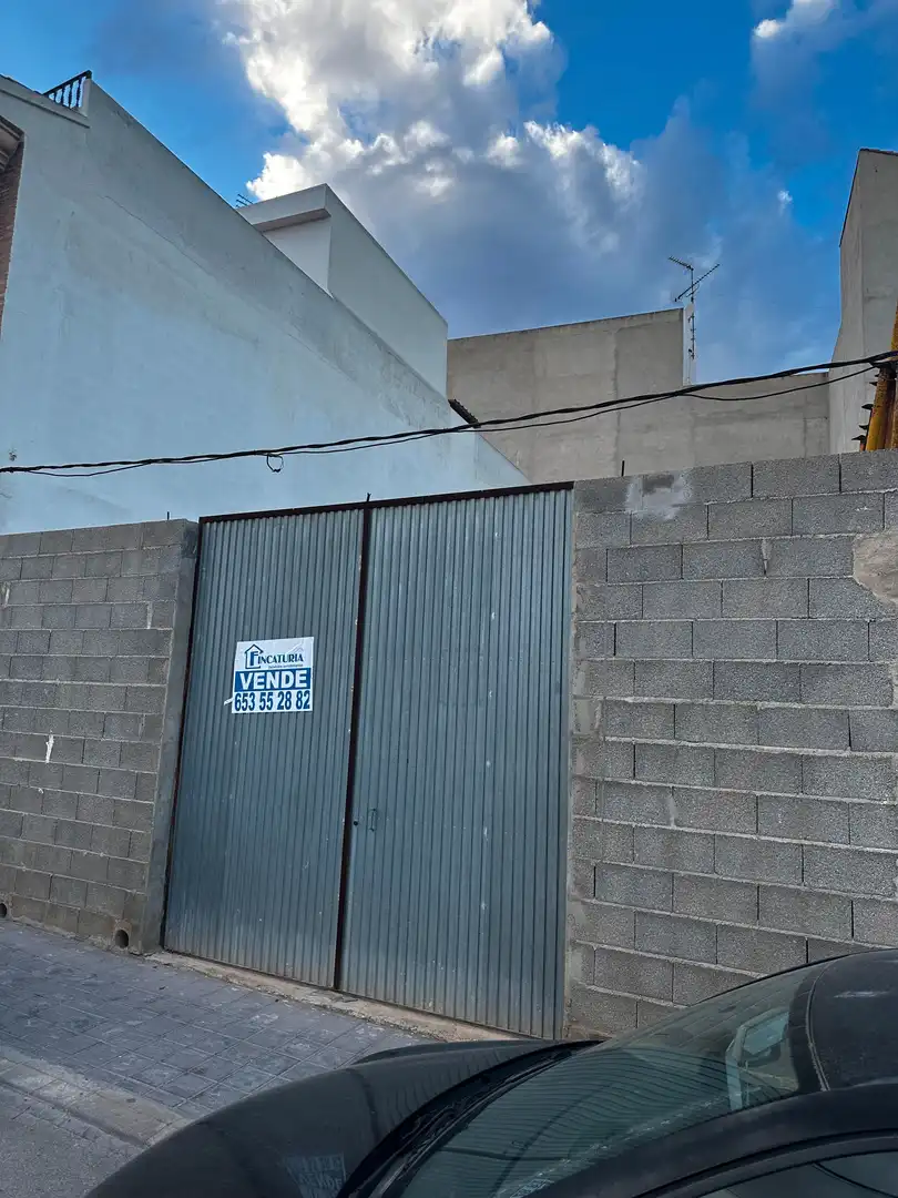 Wohnbaugrundstück zum Verkauf in Carrer Dos de Maig 35, imagen 2