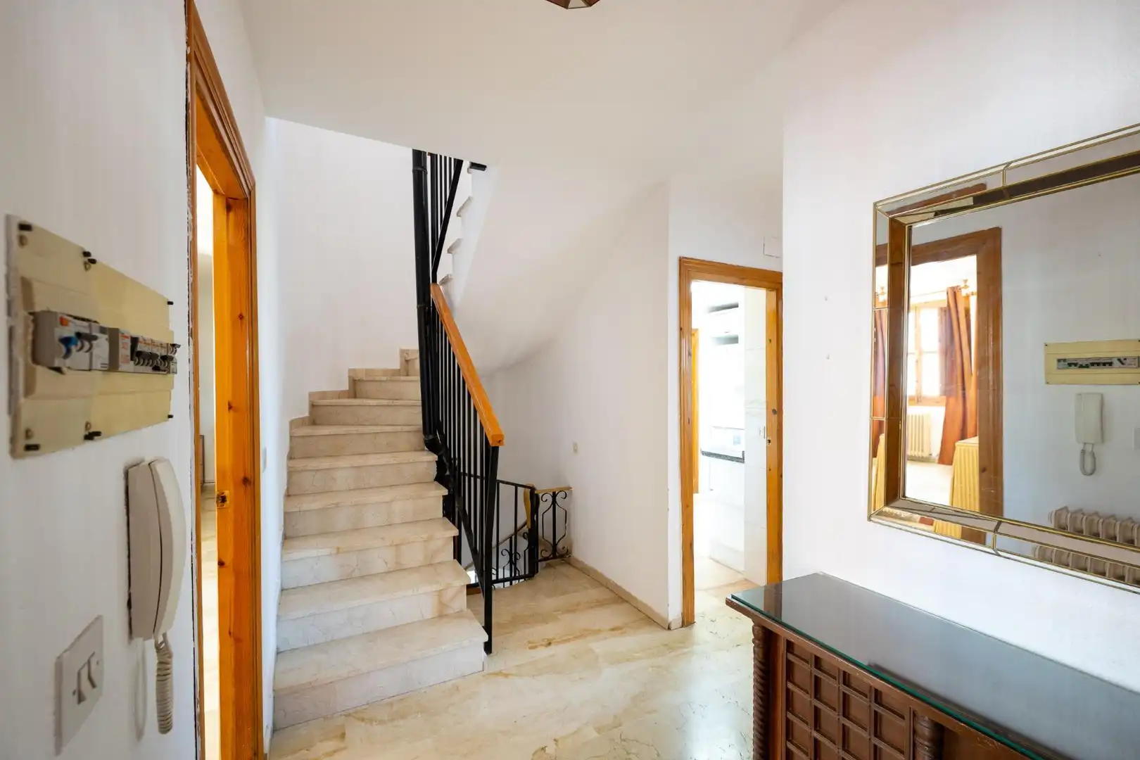 Casa adosada en venta en Granada con Calefacción, Jardín privado y Terraza