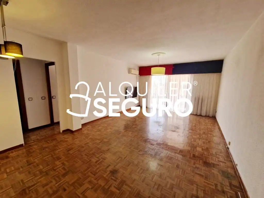 Sala de estar de Piso de alquiler en Navalcarnero con Aire acondicionado, Calefacción y Terraza