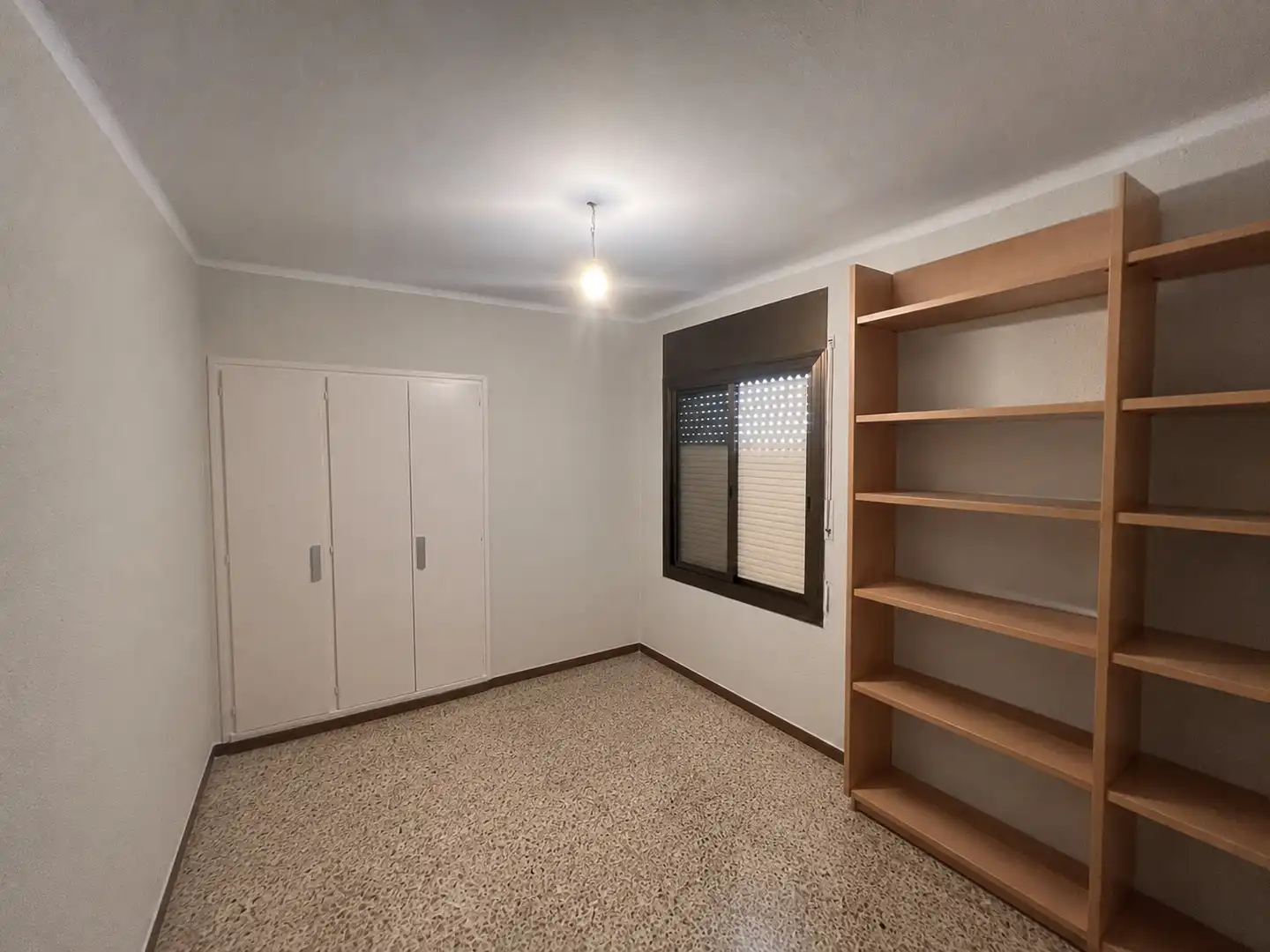 Piso en venta en Rubí con Calefacción, Terraza y Amueblado