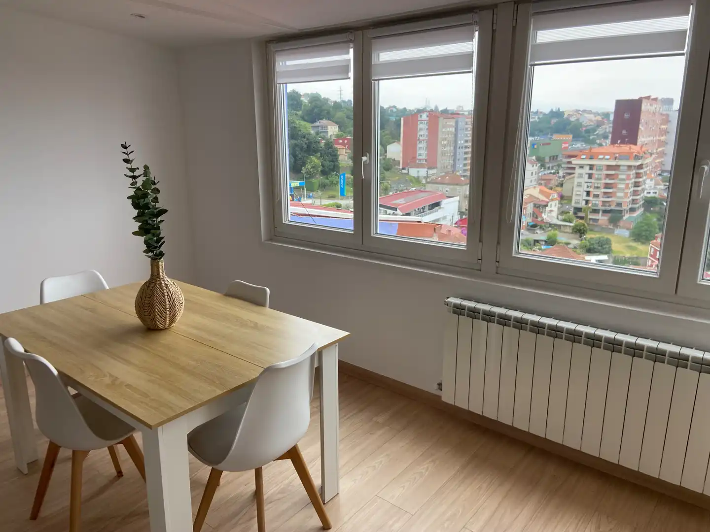 Dining room of Flat for sale in Vigo   with Heating, Storage room and Furnished