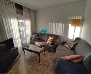 Living room of Flat to rent in Salamanca Capital  with Heating and Balcony