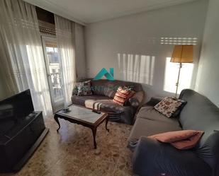 Living room of Flat to rent in Salamanca Capital  with Balcony