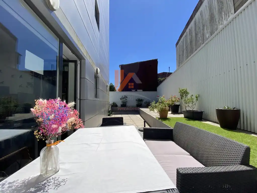 Terraza de Piso en venta en Santiago de Compostela  con Calefacción y Terraza