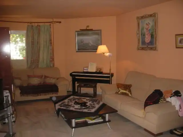 Casa adosada en venta en Casco Antiguo