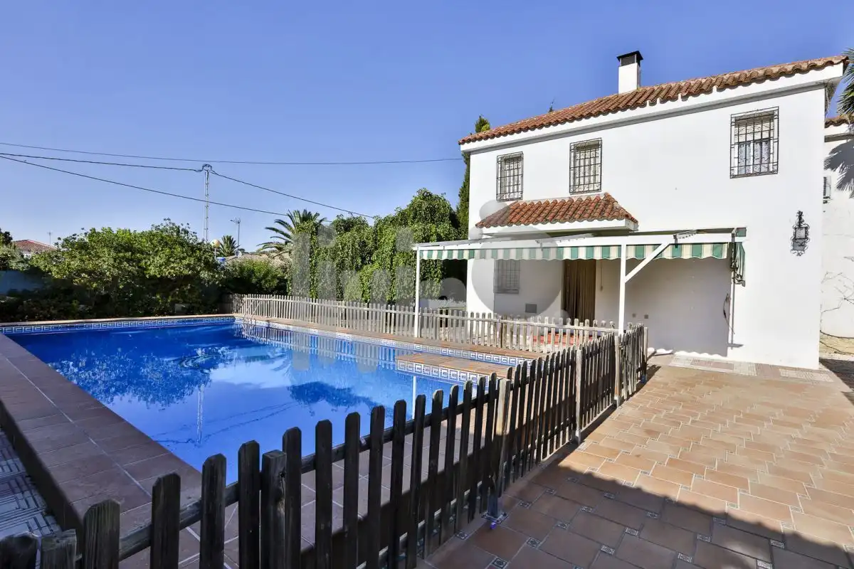 Vista exterior de Casa o chalet en venta en Jaén con Aire acondicionado, Jardín privado y Terraza