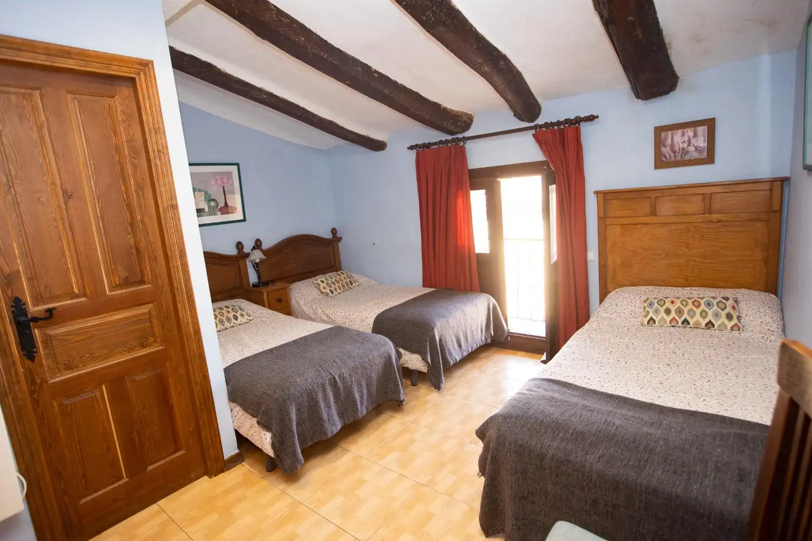 Schlafzimmer von Gebäude zum Verkauf in Siétamo