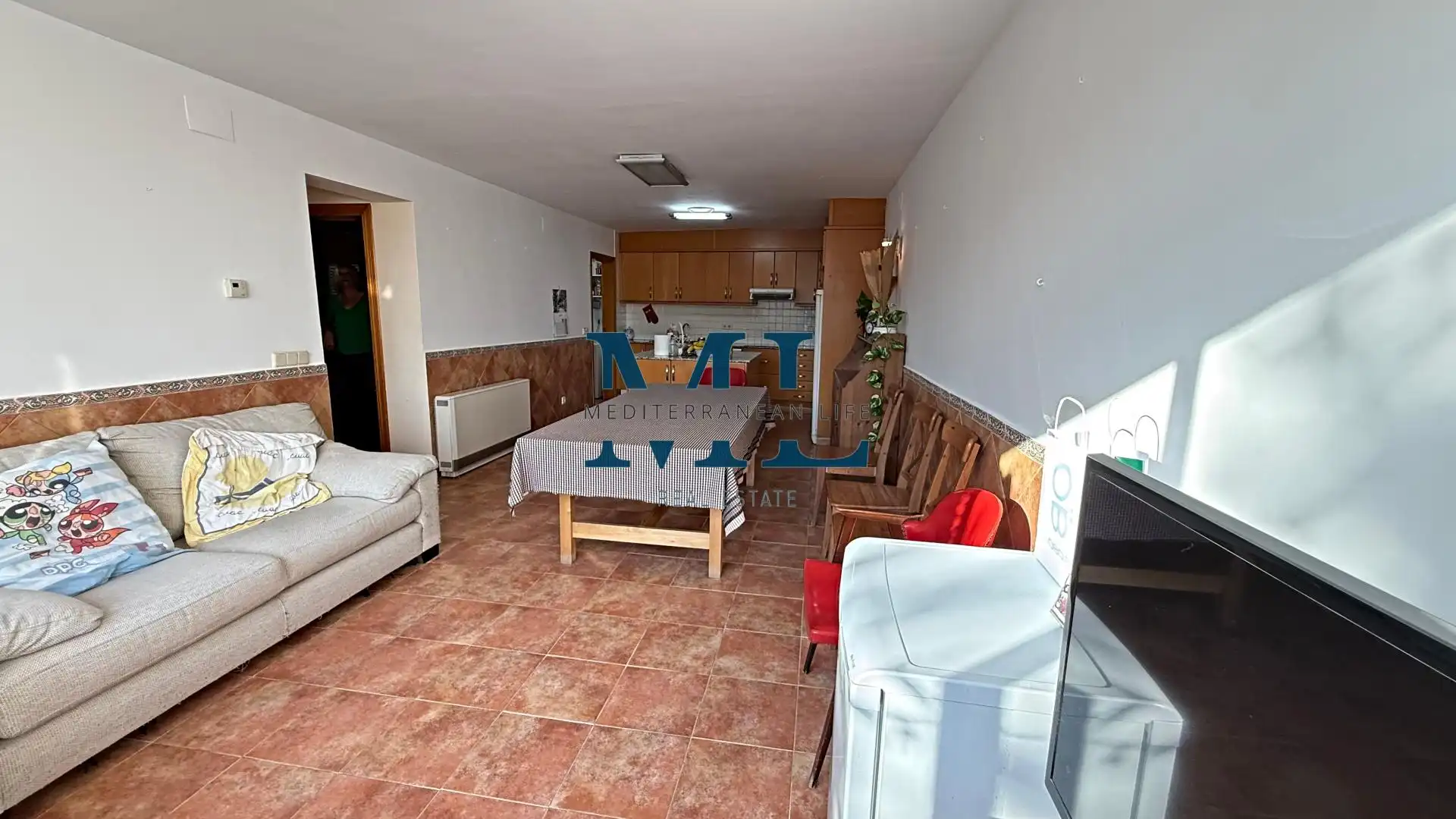 Sala d'estar de Casa o xalet en venda en Vilanova i la Geltrú amb Calefacció, Jardí privat i Piscina
