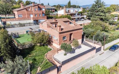 Außenansicht von Haus oder Chalet zum verkauf in Canovelles mit Klimaanlage und Terrasse