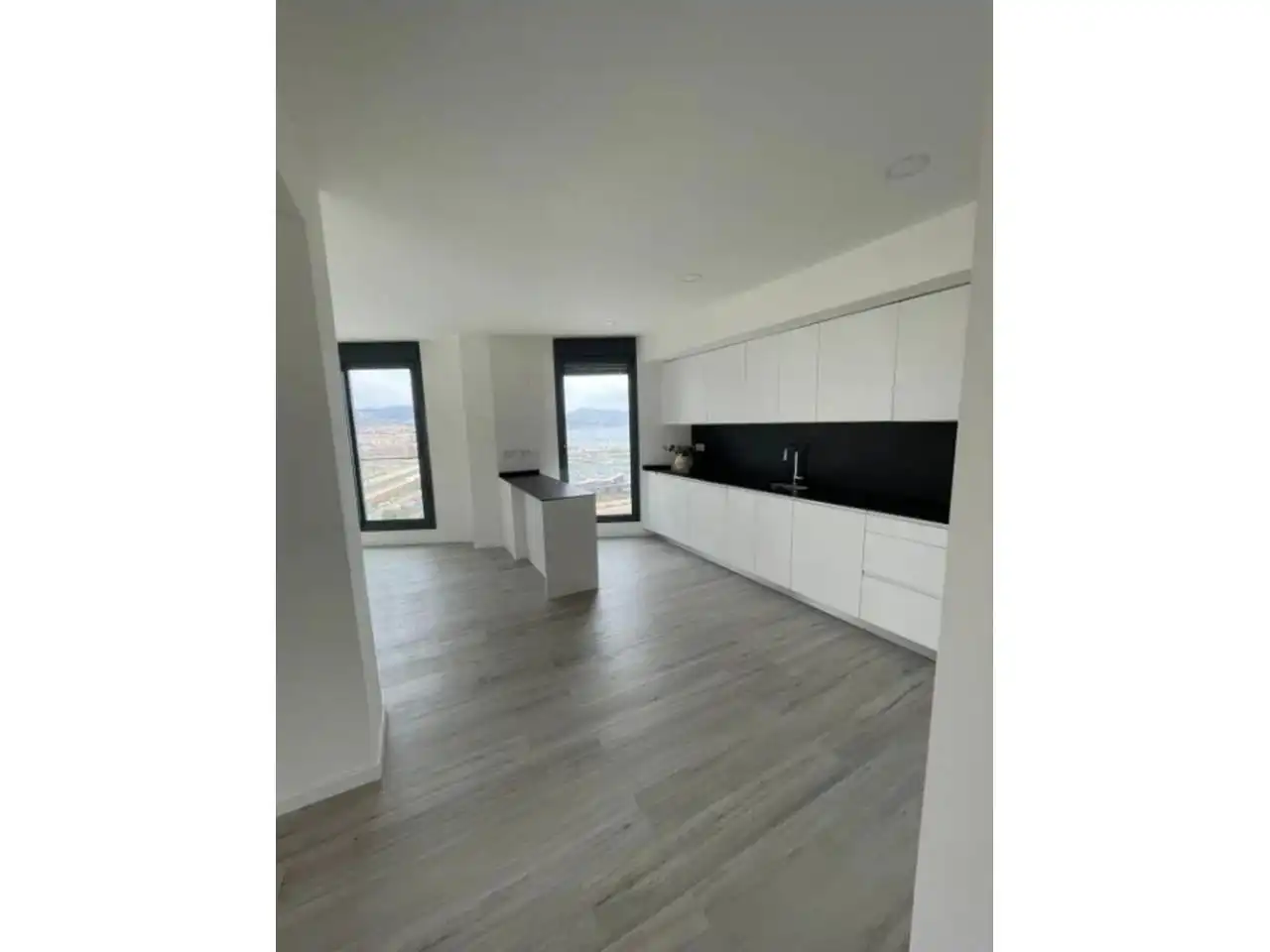 Cocina de Dúplex en venta en Badalona con Terraza, Trastero y Balcón