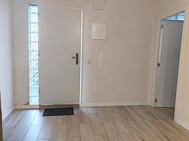 Local comercial en Alquiler en La Montaña - El Cortijo