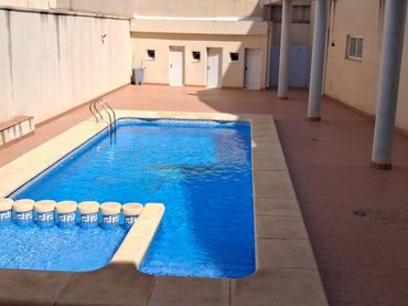 Appartement compact avec piscine à vendre à Redován