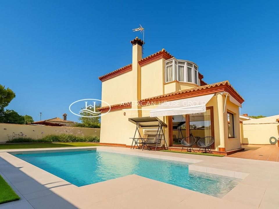 Exterior view of House or chalet for sale in Chiclana de la Frontera  with Heating, Private garden and Terrace