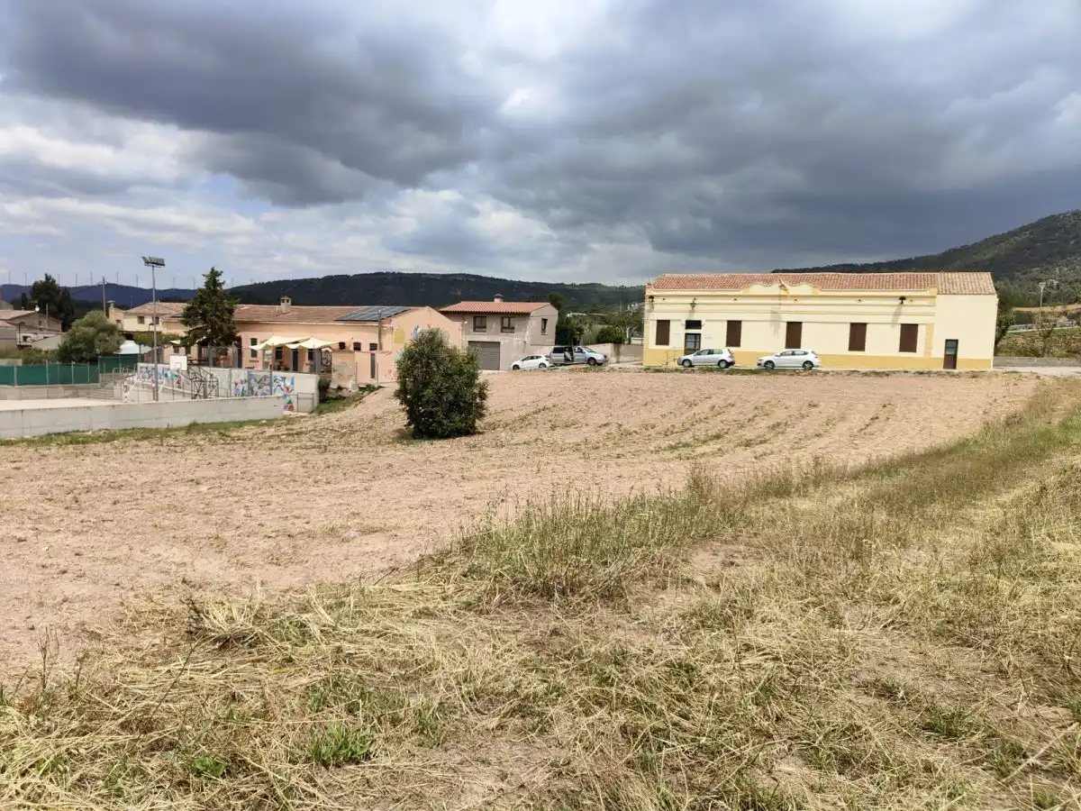 Terrenys i solars en venda a Castellfollit del Boix, imagen 9