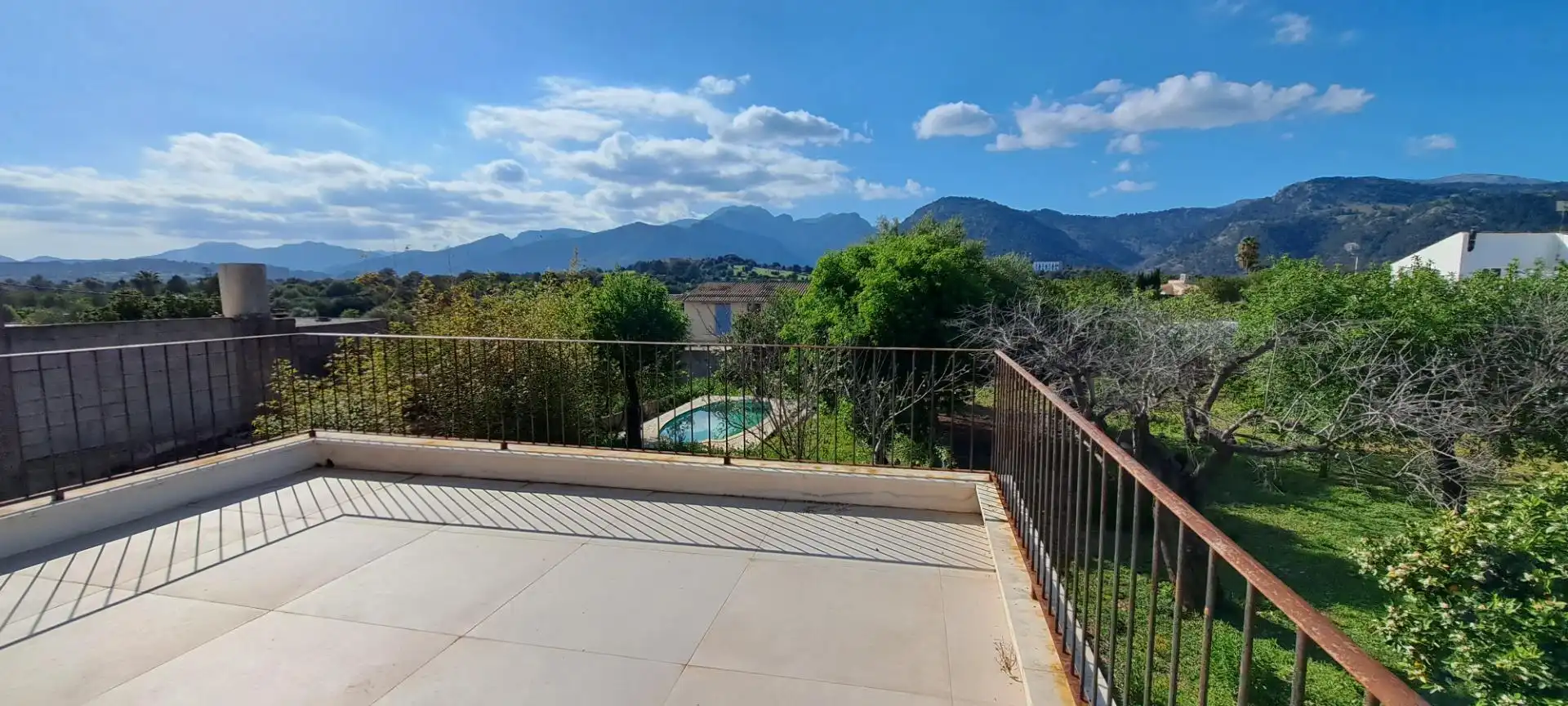 Casa amb terrassa en venda a Campanet