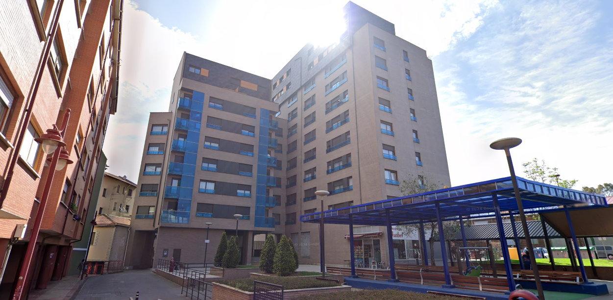 Vista exterior de Garatge en venda en Barakaldo 