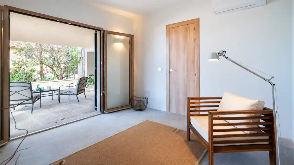 Houses for sale in Banyalbufar  with Air Conditioner, Private garden and Terrace