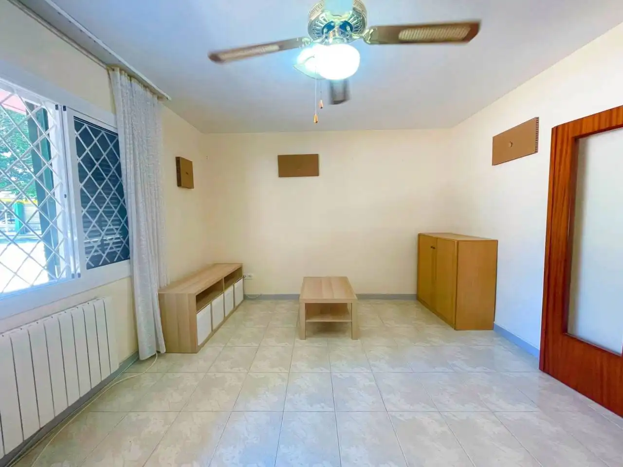 Sala de estar de Piso de alquiler en Cerdanyola del Vallès con Calefacción y Amueblado