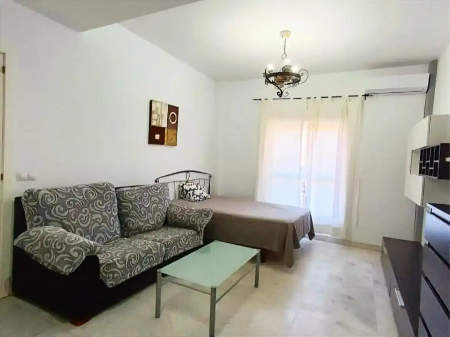 Habitación en Calle Camarón de la Isla, 18, Benacazón