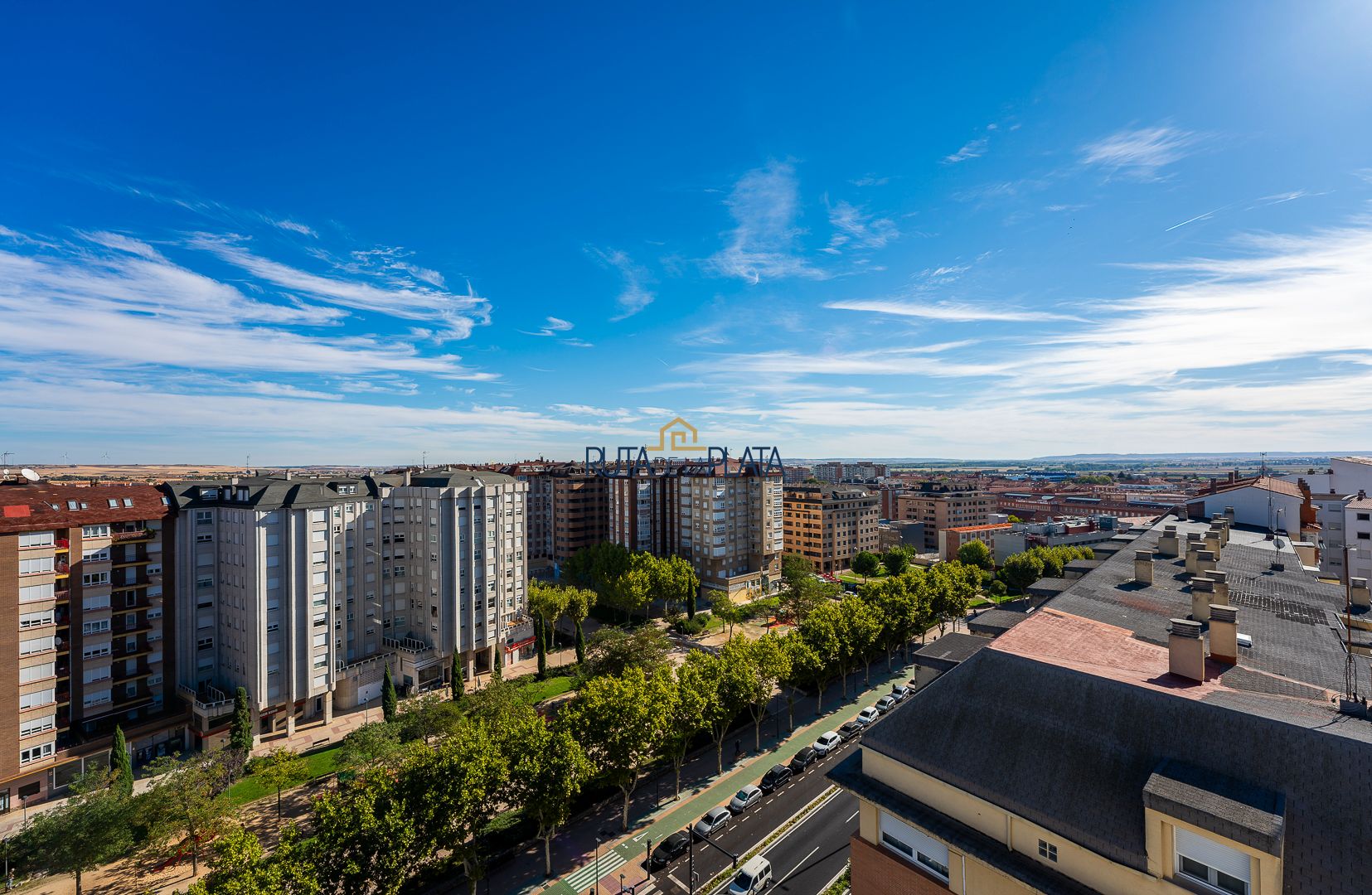 Vista exterior de Àtic en venda en Zamora Capital  amb Aire condicionat, Calefacció i Terrassa