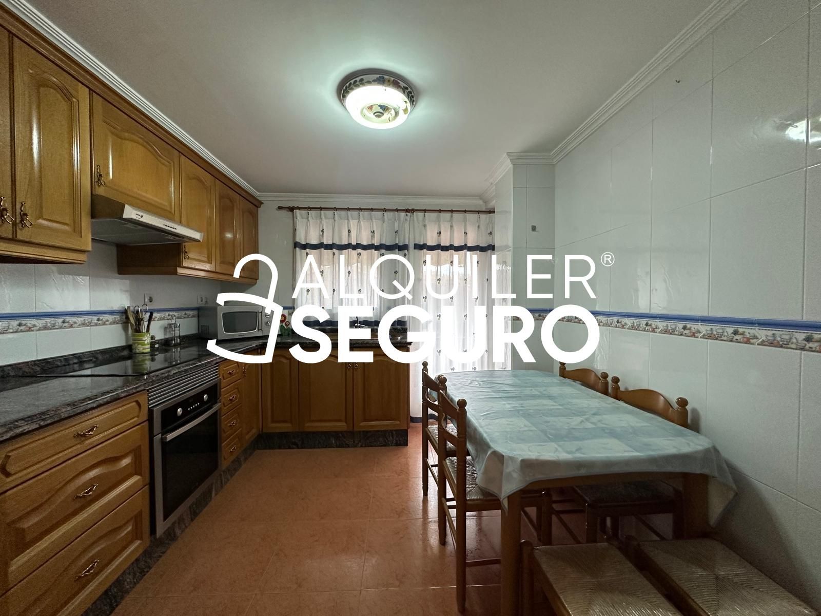 Kitchen of Flat to rent in Paterna  with Terrace