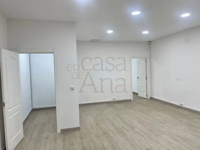 Bureau avec ascenseur à louer à Madariaga Etorbidea, imagen 11